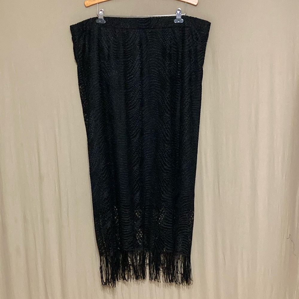 Black glitter crochet midi skirt with fringe Size 3X EUC